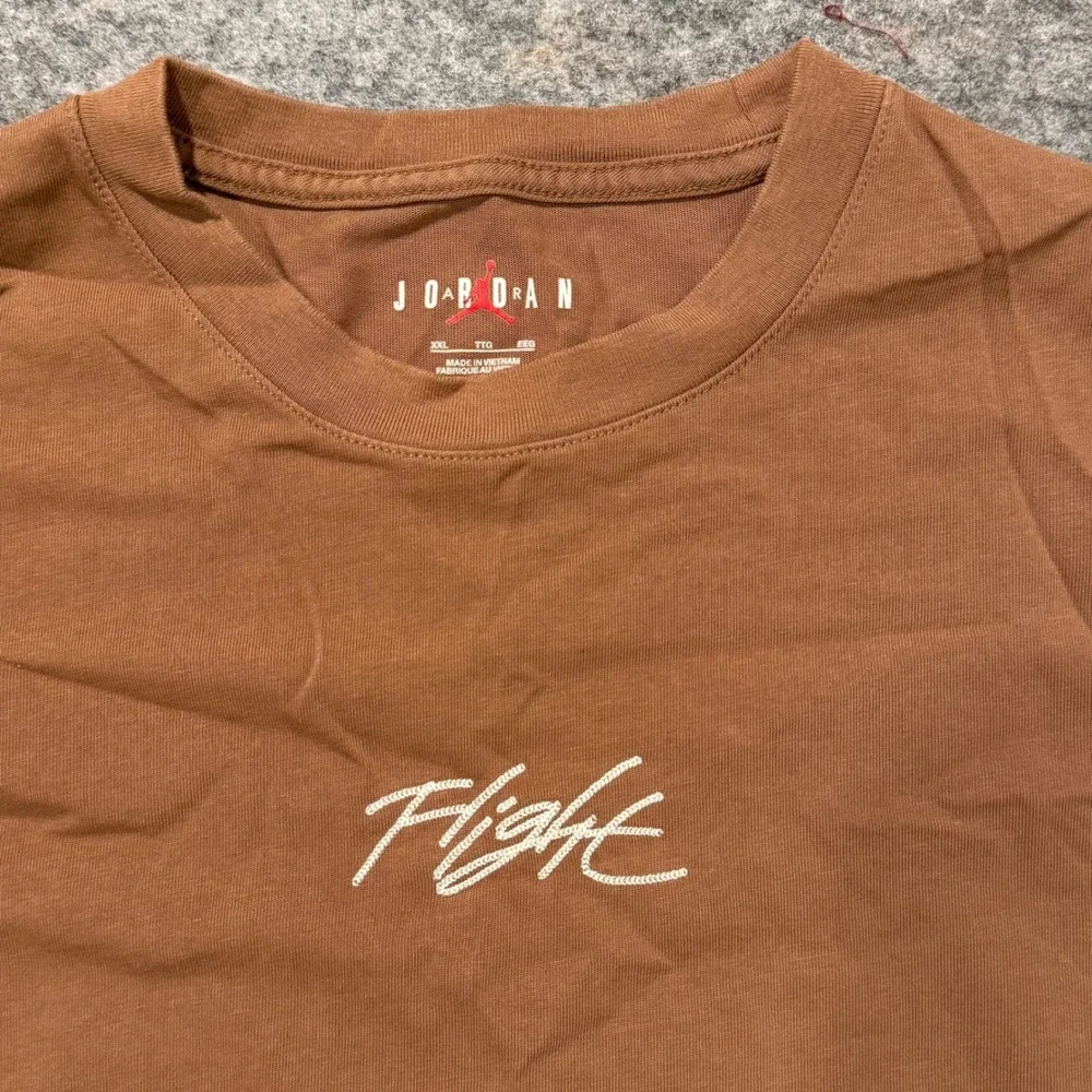 Jordan Flight Mens Long Sleeve T-Shirt Brown DN4427-256 XXL Streetwear Top